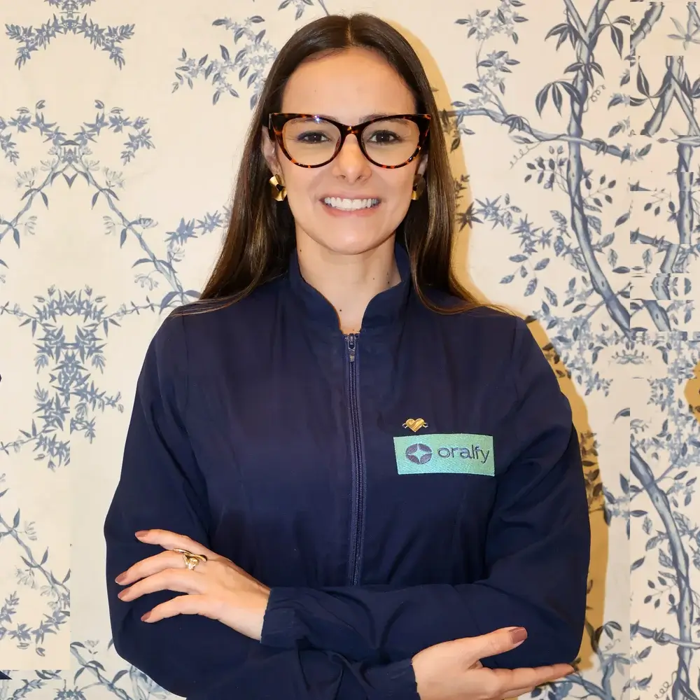 Dra Larissa Mendes